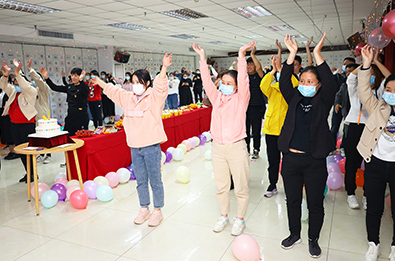 火爆网怀旧生日会 火爆网怀旧生日会