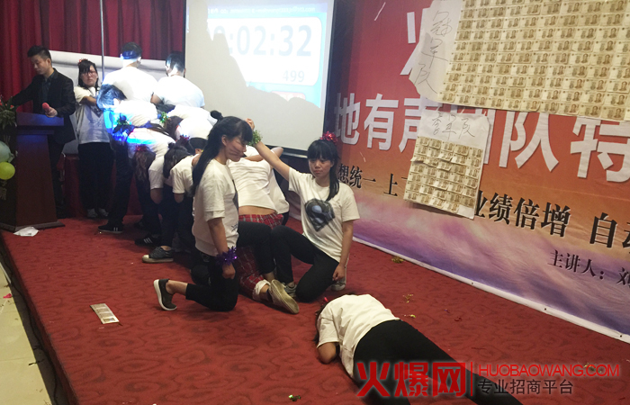 不做语言的巨人 行动的矮子