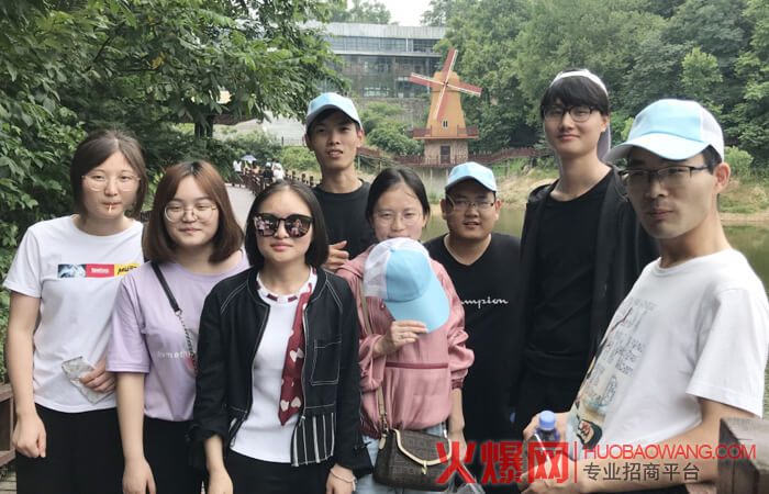 火爆信阳红色之旅