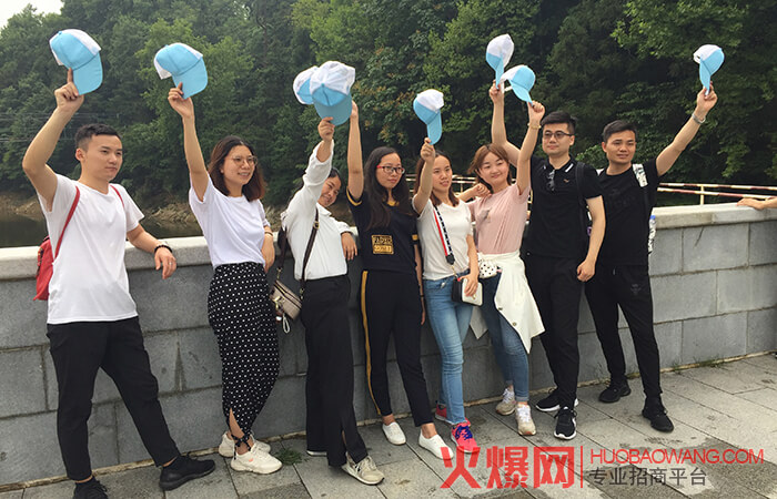 火爆网2019鸡公山之旅