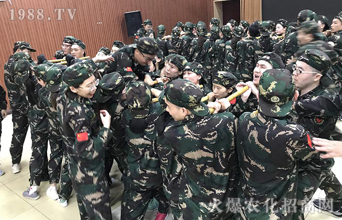 炼钢铁意志,铸“虎狼之师”!