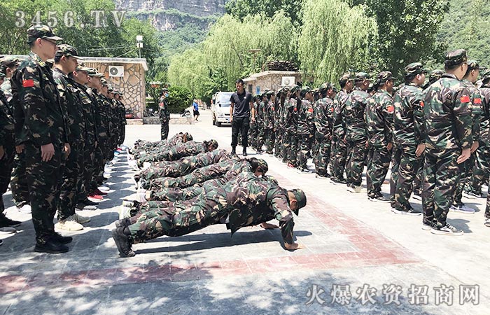 坚毅红旗渠,铸力火爆魂